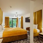 Cristal 4* Ούστκα