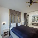 Cristal 4*