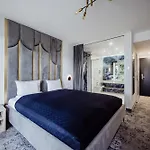 Bed and Breakfast Cristal 4*