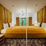 Cristal 4*