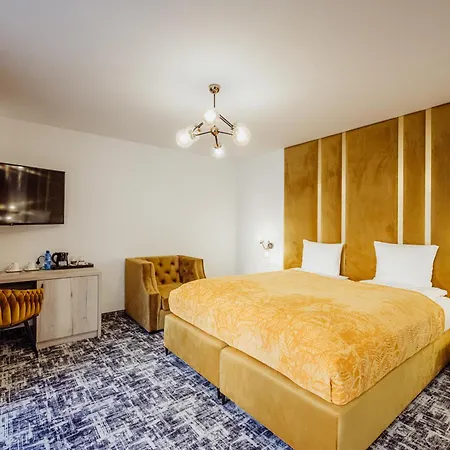 Cristal 4*