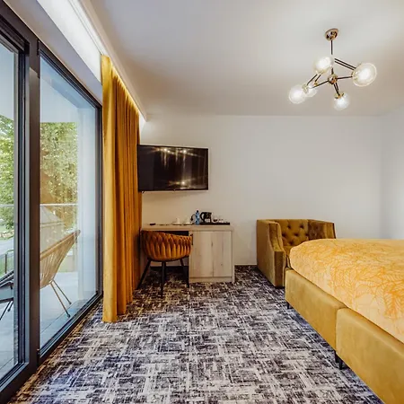 Cristal Bed & Breakfast *