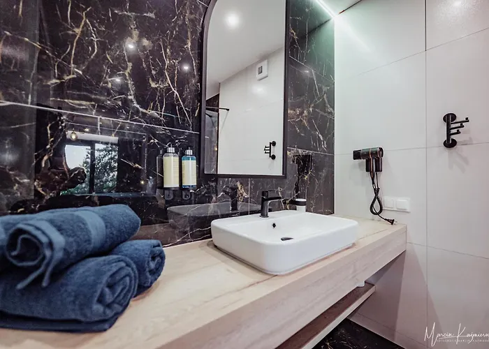 Cristal Bed & Breakfast 4*