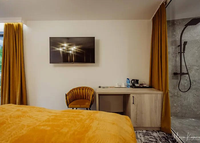 Frühstückspension Cristal 4*